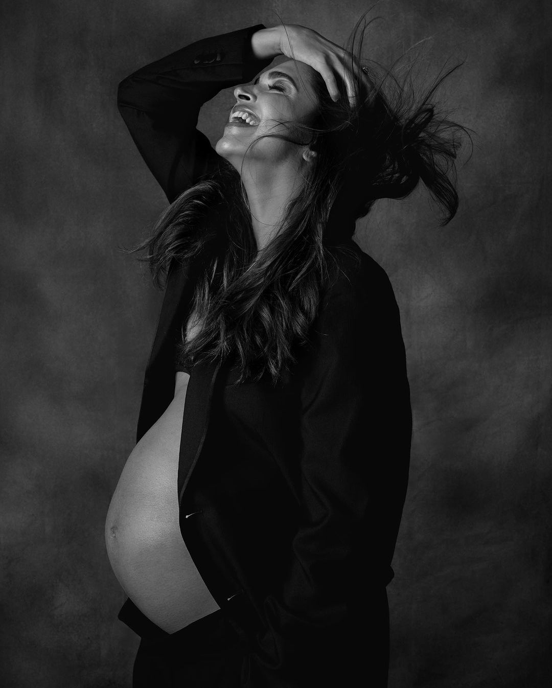 deepika padukone,deepika padukone pregnant,pregnant deepika padukone,deepika padukone pregnancy,deepika padukone baby,deepika padukone baby bump,deepika padukone and ranveer singh,deepika padukone pregnancy news,deepika padukone pregnant photo,deepika padukone pregnant latest news,deepika padukone baby delivery