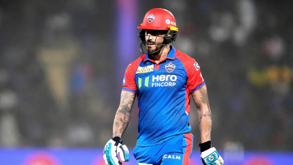 IPL 2025 में Faf du Plessis का माफ़ी मांगते हुए बयान - Delhi Capitals ड्रेसिंग रूम